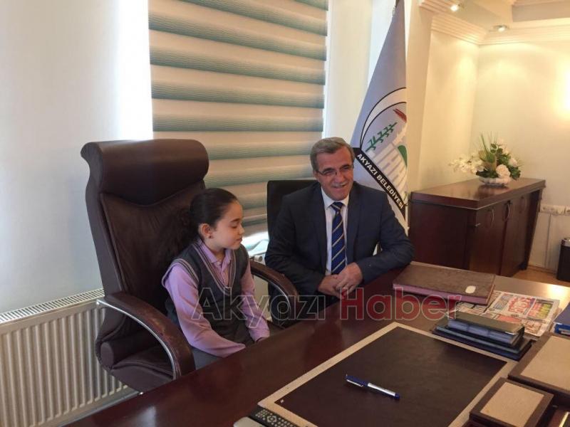 Eslem Başkan Koltuğuna Oturdu