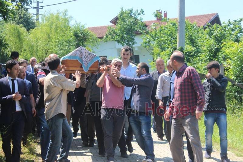 Esma Kodalak Dualarla Defnedildi