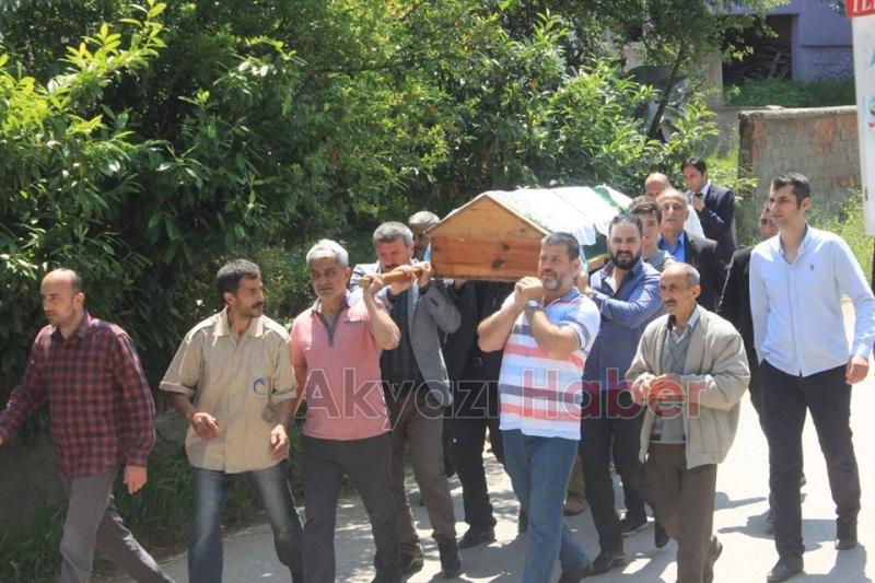 Esma Kodalak Dualarla Defnedildi