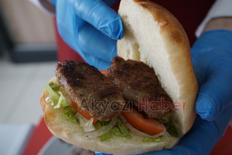 Etin İyisi Köfteci Turgay’da Yenir