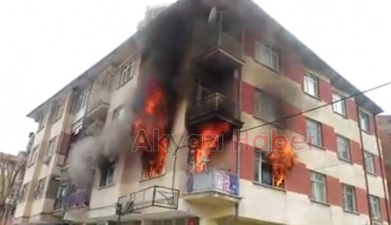 Evde çıkan yangında dehşet anları