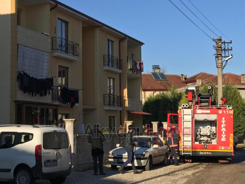 Evde kilitli kalan çocukların yardımına İtfaiye koştu