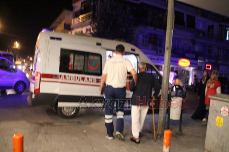 Evden Atılan Yaşlı Adam Hastaneye Kaldırıldı