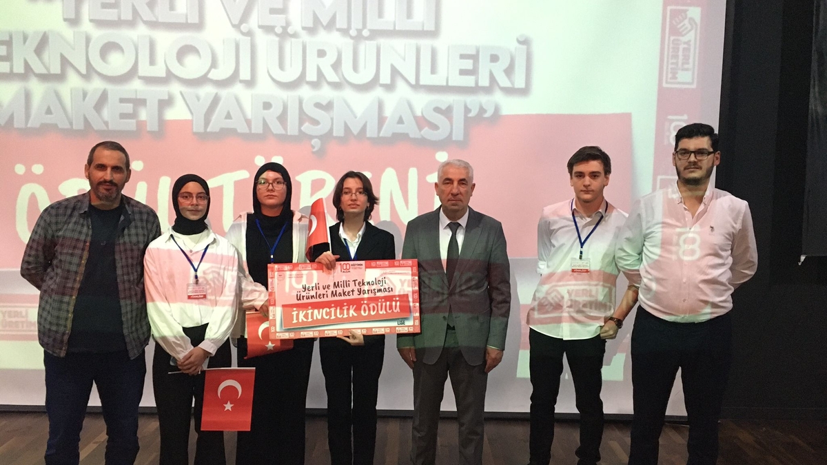 Eyyup Genç Fen Lisesi öğrencilerinden büyük başarı