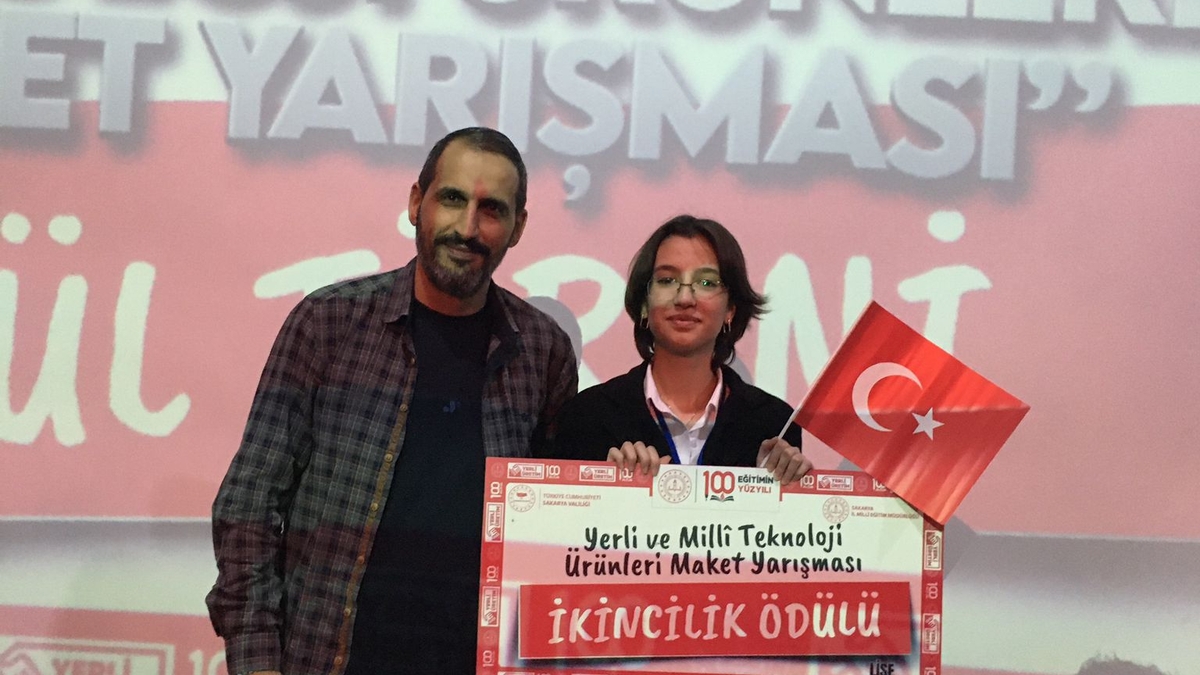 Eyyup Genç Fen Lisesi öğrencilerinden büyük başarı