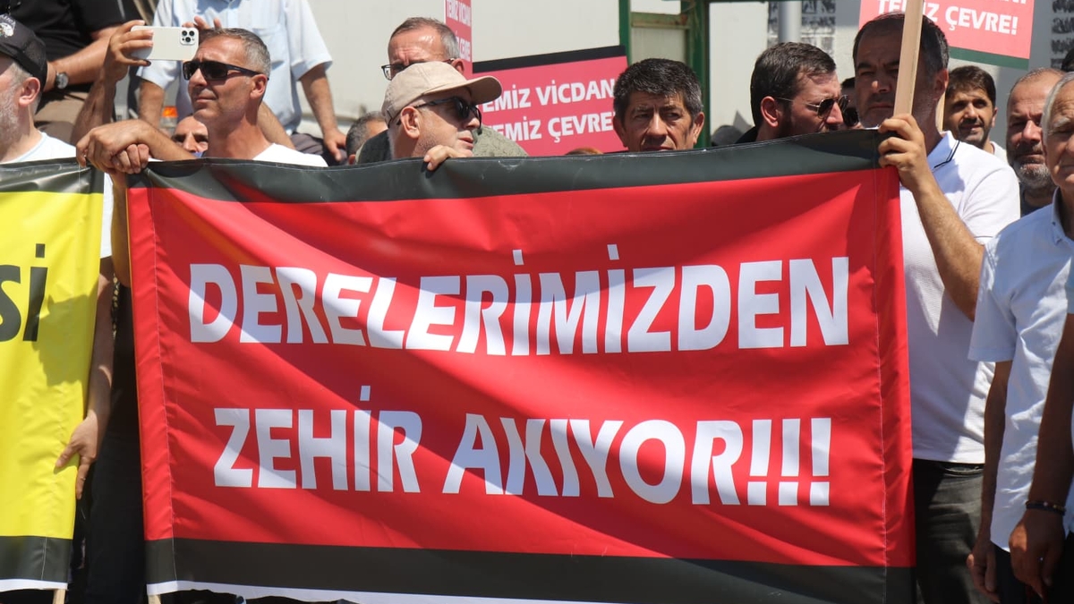 Fabrika atıklarına karşı Batakköy’de protesto