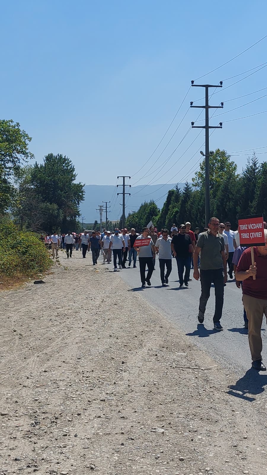 Fabrika atıklarına karşı Batakköy’de protesto