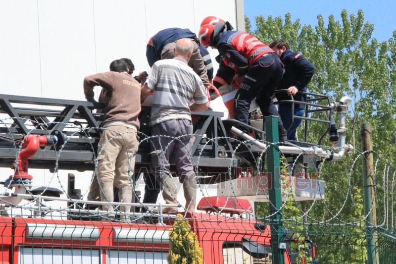 Fabrikada İntihar Girişimi