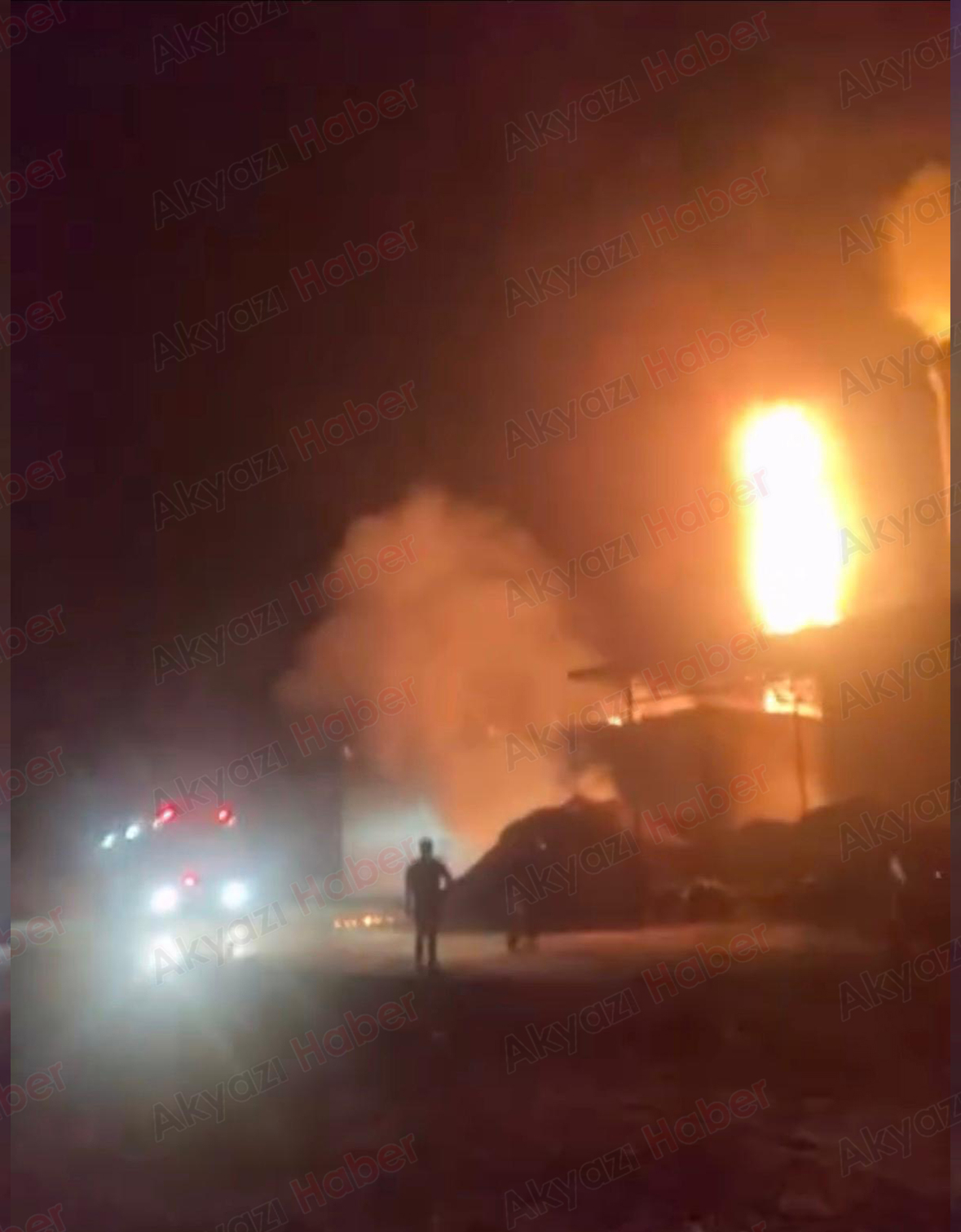 Fabrikada Yangın Paniği, Ekipler Bölgeye Akın Etti