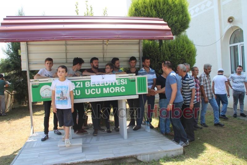 Fatih Akdin Dualarla Defnedildi