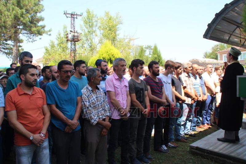 Fatih Akdin Dualarla Defnedildi