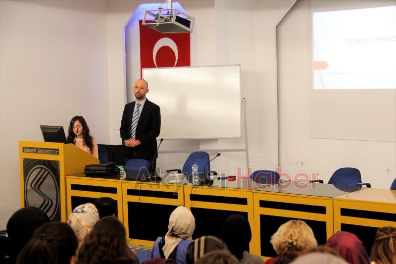 Fatih Boztepe SAÜ de Konferans Verdi