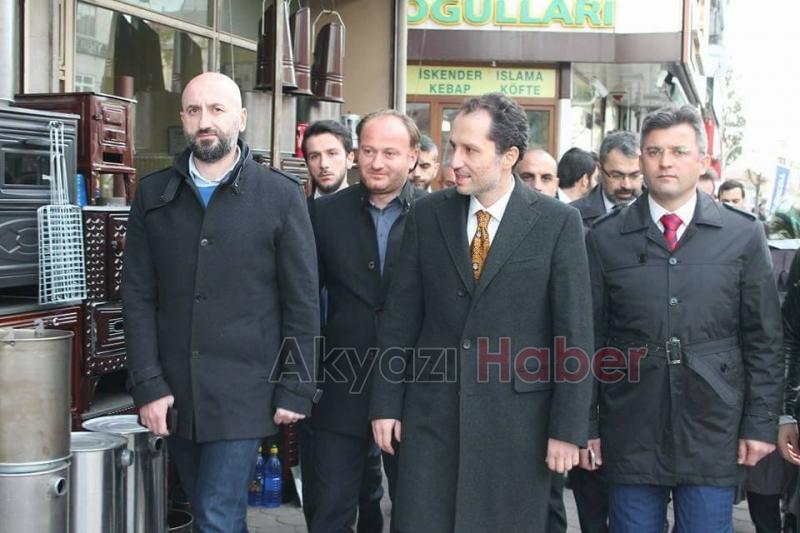 Fatih Erbakan Akyazı’da Sevenleriyle Buluştu