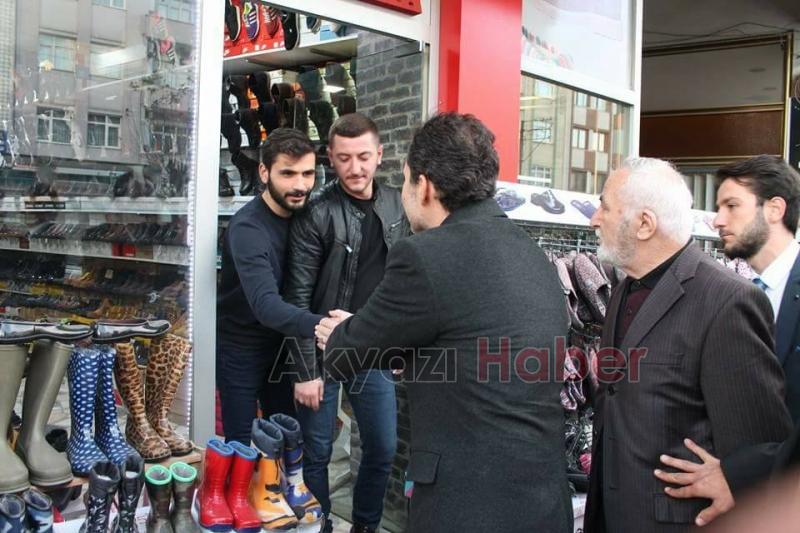 Fatih Erbakan Akyazı’da Sevenleriyle Buluştu