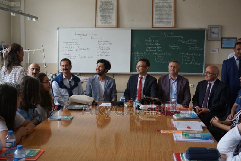 Fatih Ömercikoğlu Kız Meslek Lisesini ziyaret etti