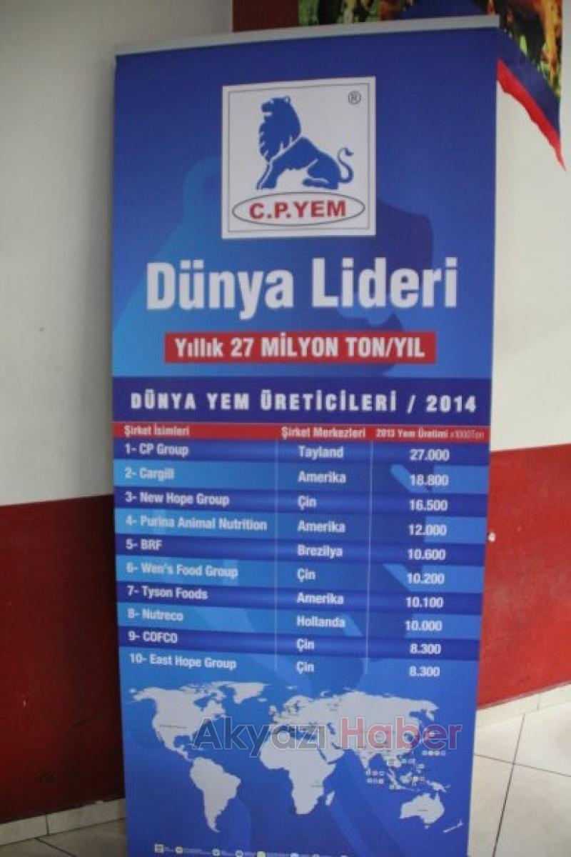 Fayda Yem ve Sakalar Tarım Sığır Sığır Yetiştiriciliği İlgili Bilgi Semineri Vererek Süt Üreticilerinin Sorunlarını Dinledi 