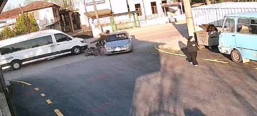 Feci kaza kamerada; Yaralı halde kaçtı