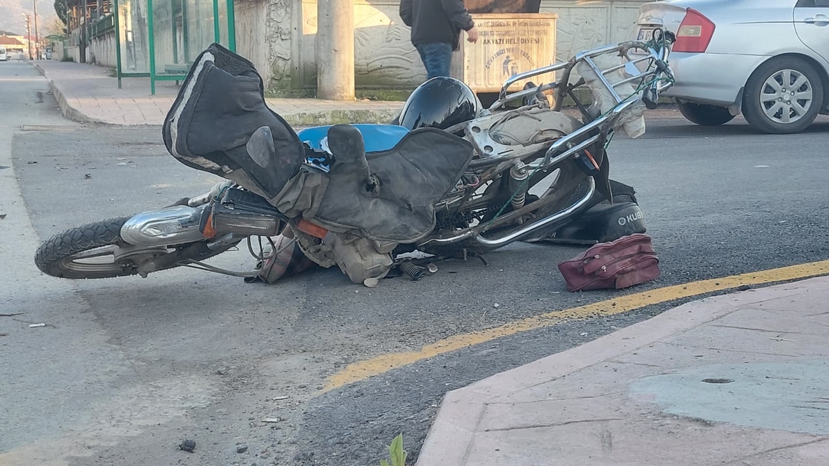 Feci kaza kamerada; Yaralı halde kaçtı