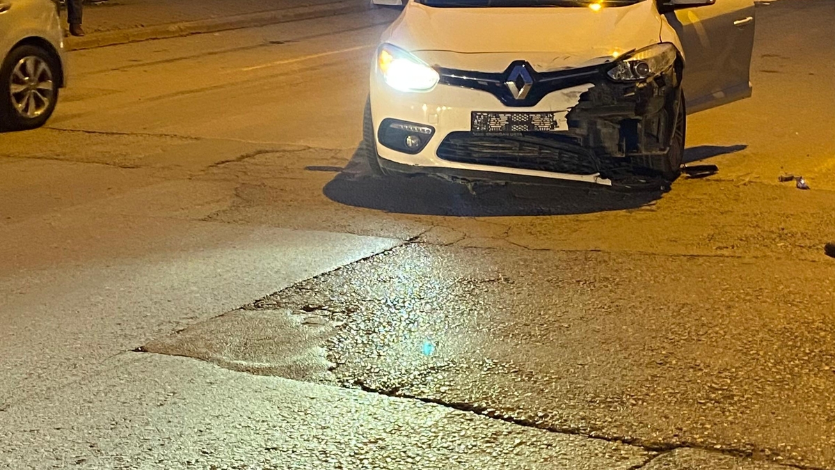 Feci kazada motosikletli yaralandı