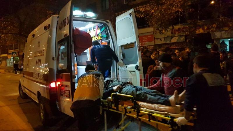 FENALAŞAN YOLCU MİNİBÜSÜ ŞOFÖRÜ HASTANEYE KALDIRILDI