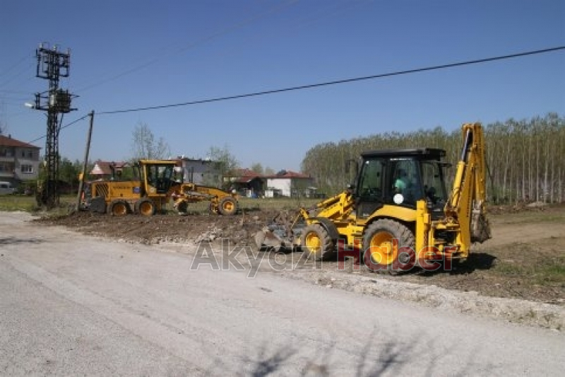 Fen İşleri Çalışmalara Devam Ediyor