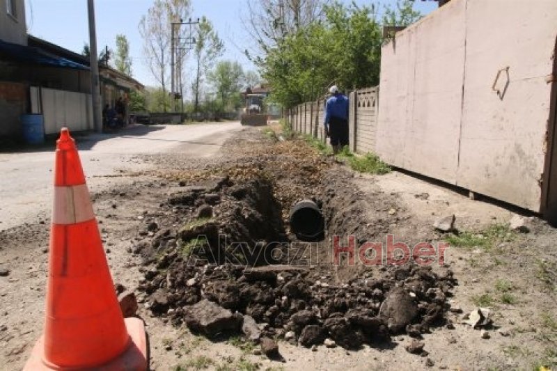 Fen İşleri Çalışmalara Devam Ediyor
