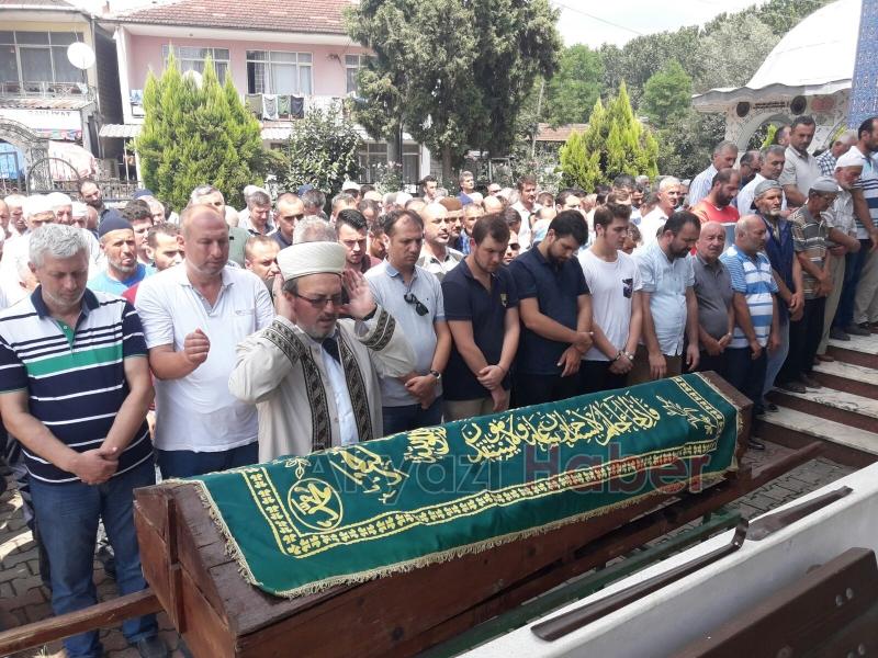 Ferit Kaya Defnedildi