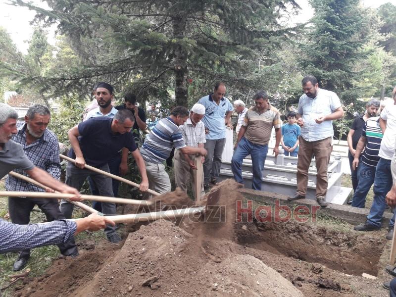 Ferit Kaya Defnedildi