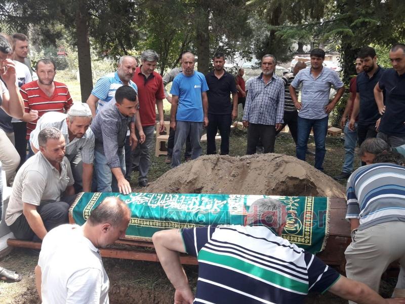 Ferit Kaya Defnedildi