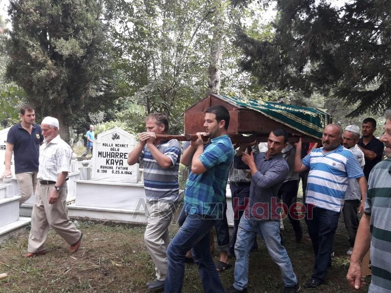 Ferit Kaya Defnedildi