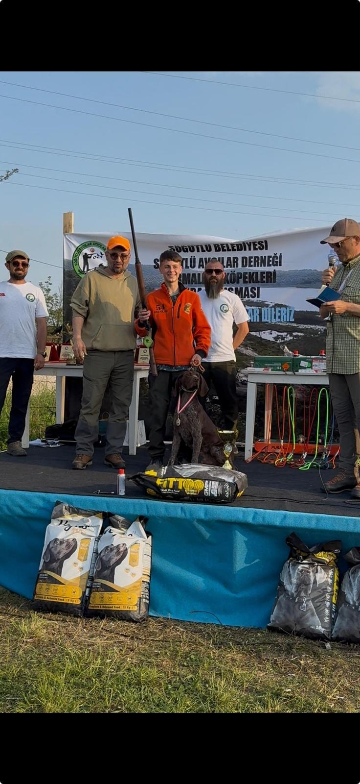 Fermalı Av Köpekleri Yarışması'nda Akyazılı avcılardan şampiyonluk