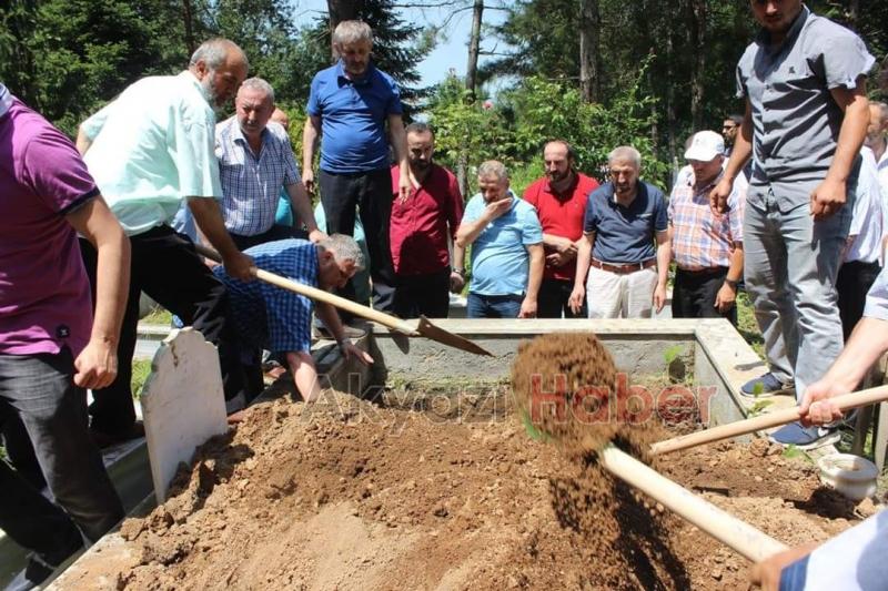 Fethi Günaydın Defnedildi