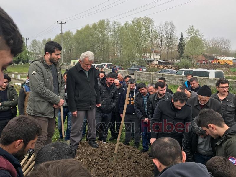 FETHİ KARAN DEFNEDİLDİ