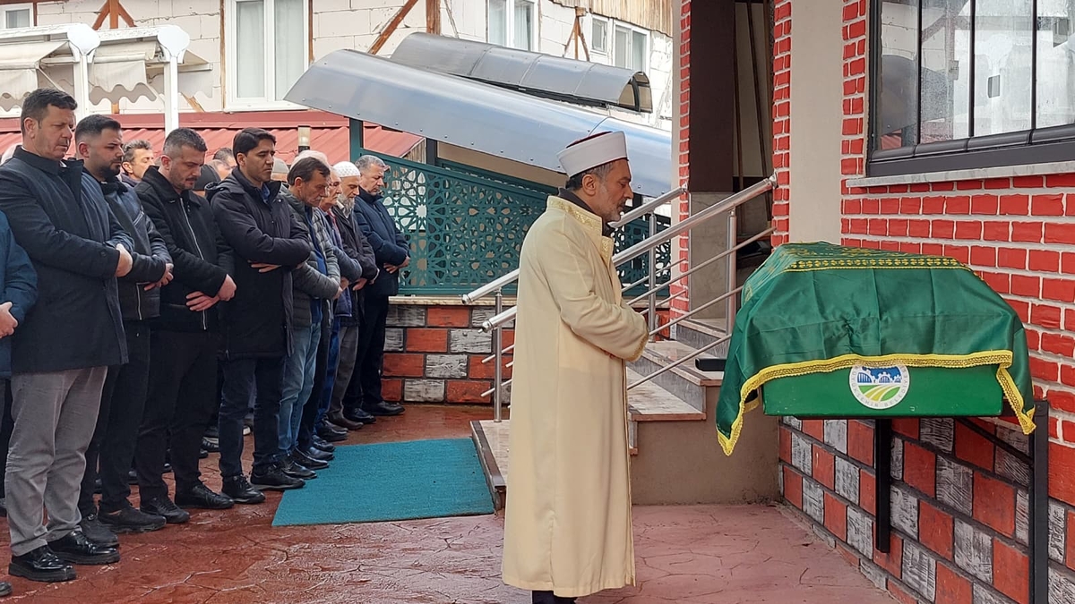 Fikret Kesikbaş Dualarla Ebediyete Uğurlandı. 