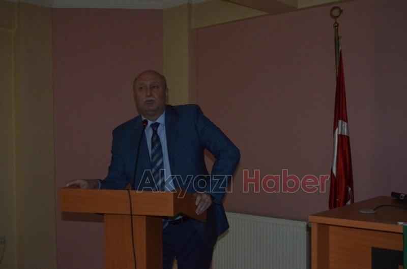 FINDIK KÜLLEME HASTALIĞI İLE İLGİLİ ÇİFTÇİLER BİLGİLENDİRİLDİ