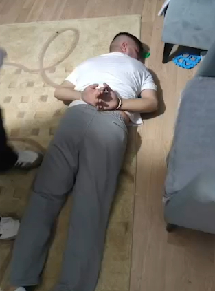 Firari uyuşturucu ile yakalandı