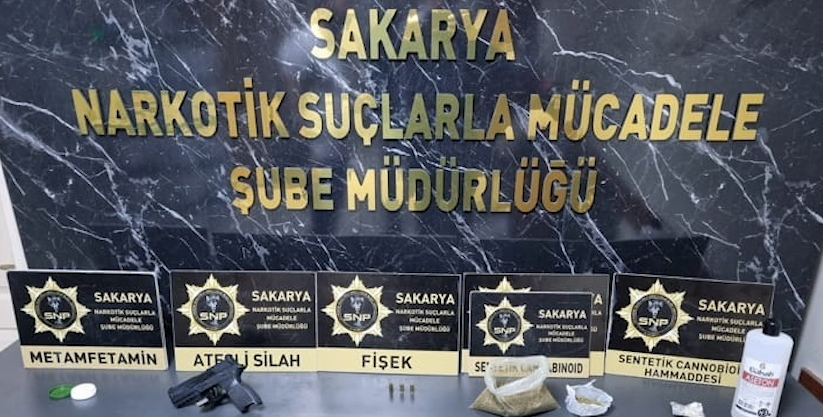 Firari uyuşturucu ile yakalandı