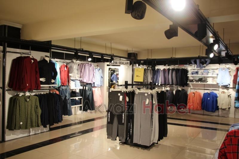 Fulla Giyimde Yüzde 30 indirim başladı