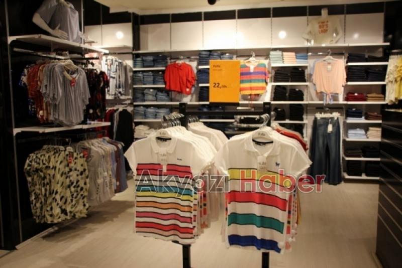 Fulla Giyimde Yüzde 50 indirim başladı