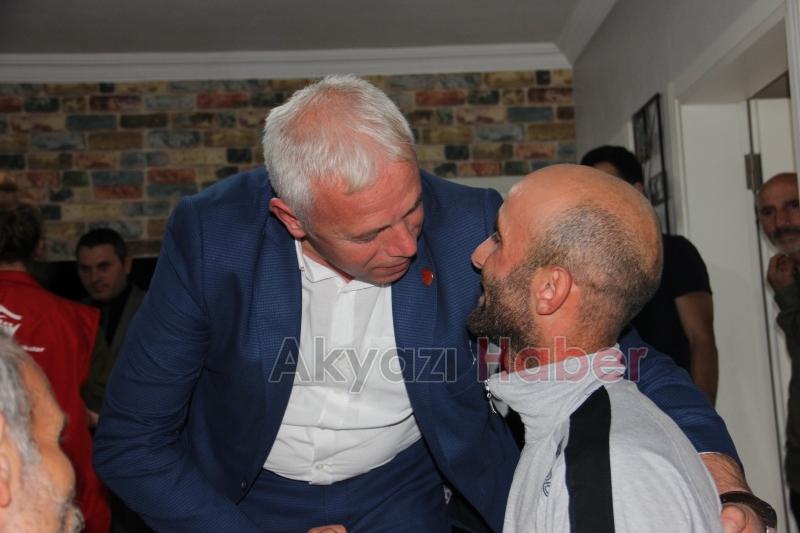 Gazi Faruk Kumaş Akyazıya Geldi