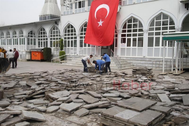 GAZİ SÜLEYMANPAŞA CAMİİ ÇEVRESİ YENİLENİYOR