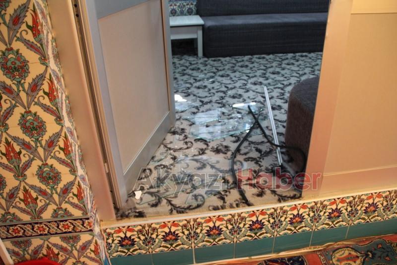 Gazi Süleymanpaşa Camiinde Hırsızlık