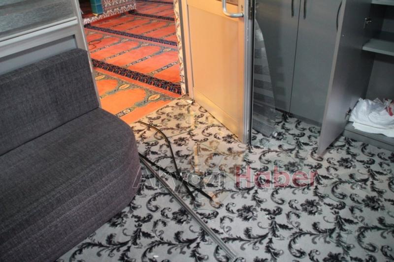 Gazi Süleymanpaşa Camiinde Hırsızlık