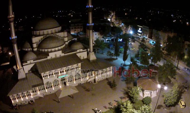 Gazi Süleymanpaşa Camiinde Teravih Dışarıda Kılınacak