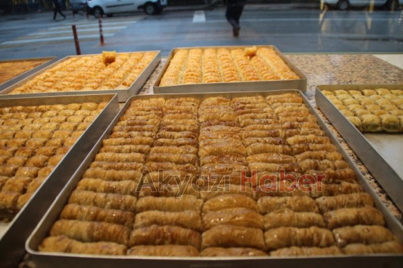  GAZİANTEPLİ BAKLAVACIOĞLU ARTIK AKYAZIDA
