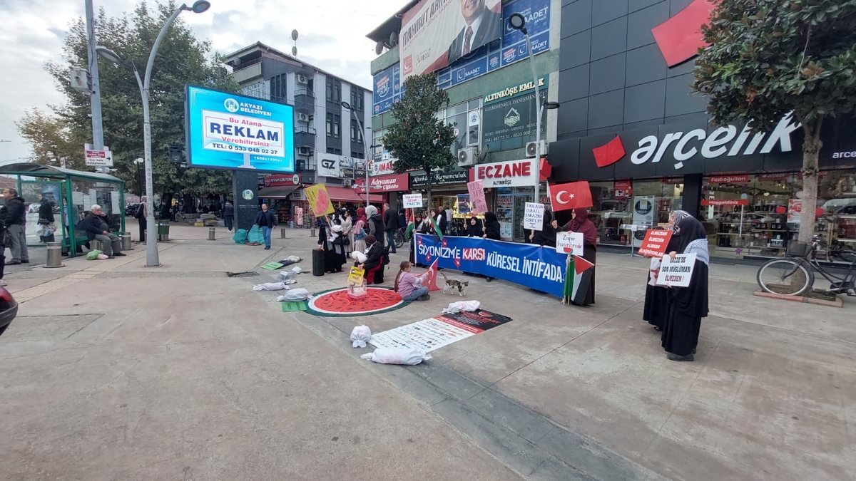 Gazze’yi unutmadılar sessiz nöbet devam ediyor