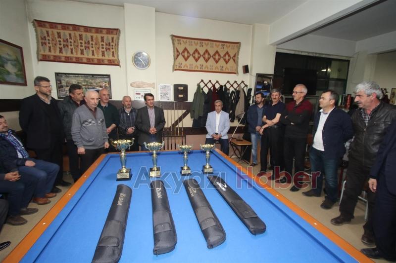 GELENEKSEL AKYAZI 4 TOP BİLARDO TURNUVASINDA FİNAL MAÇI OYNANDI