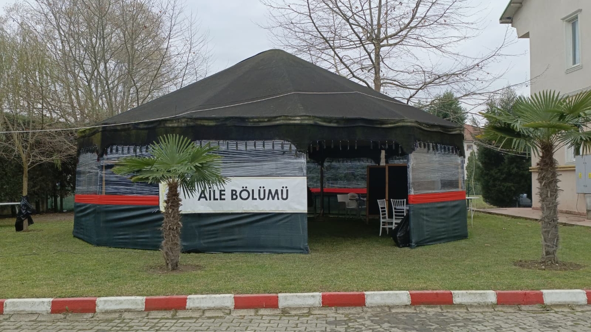 Geleneksel Keremali hayır çarşısı başlad
