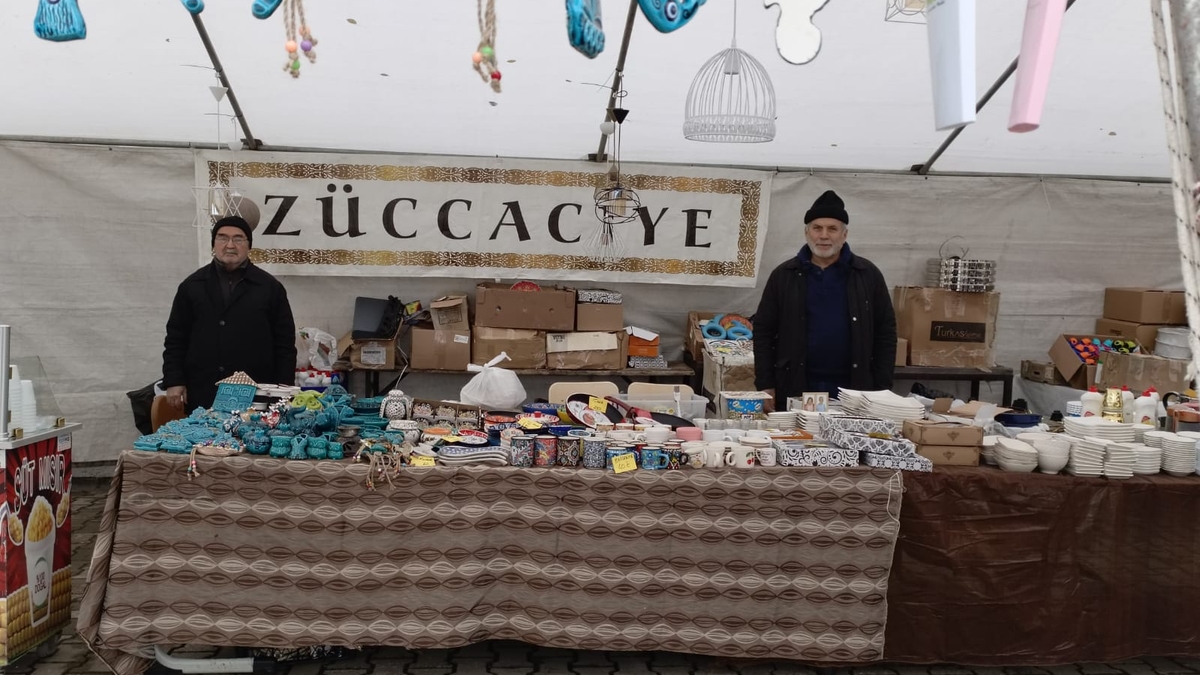 Geleneksel Keremali hayır çarşısı başlad