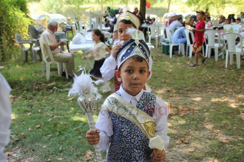 GELENEKSEL SÜNNET ŞÖLENİ YAPILDI